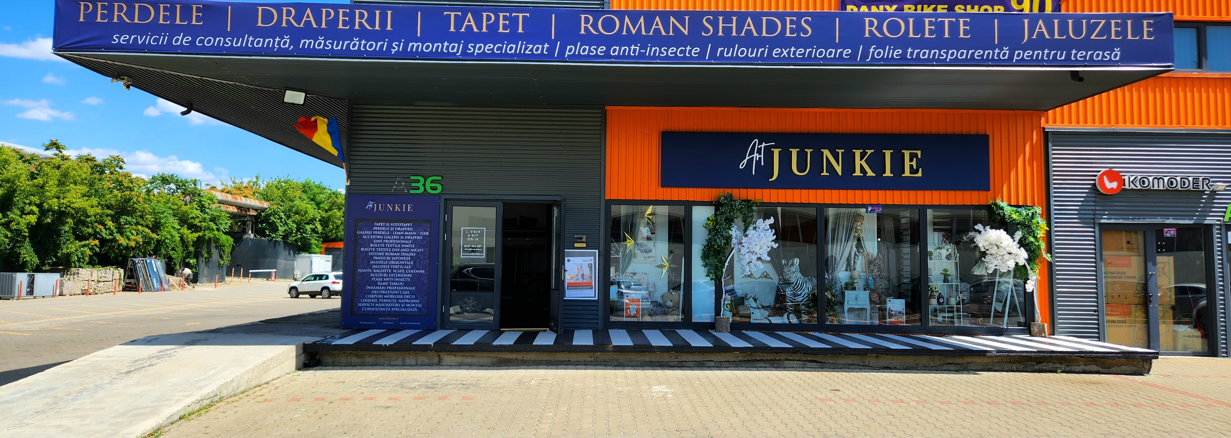 Tur showroom ART JUNKIE
